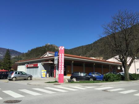 Mercator_Market_Vipava-1427547242-big