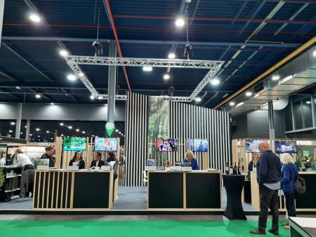 IMG-5e608d8a7f75b8a4c83d5c15481532da-V